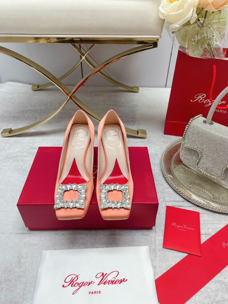 Roger Vivier flat shoes